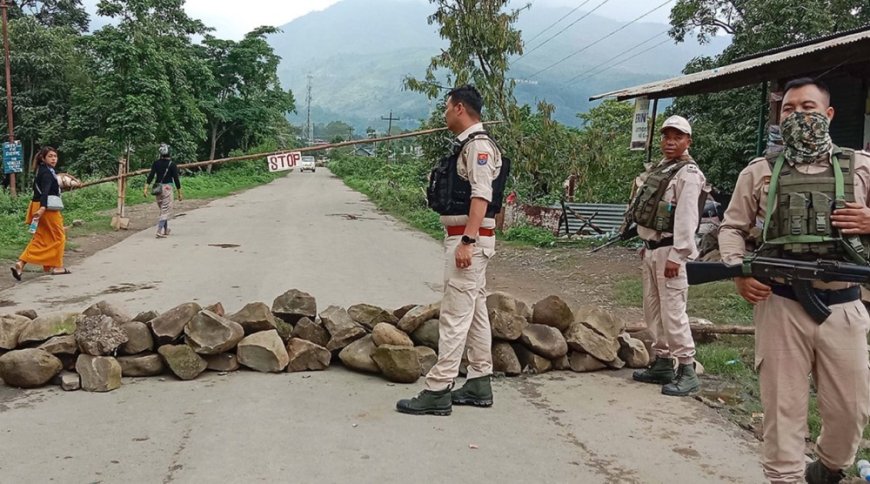 A tribal group Again Blocks Highways In Manipur After 3-Day Ultimatum